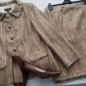 2 piece ladies suit